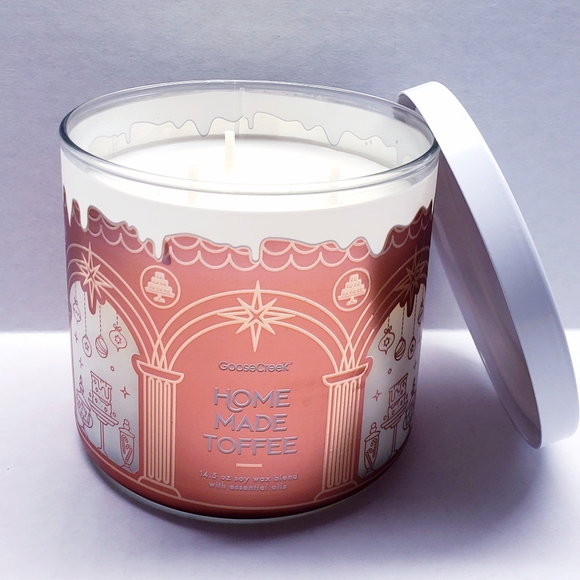 Goose Creek HOMEMADE TOFFEE Large 3-Wick Scented Candle, 14.5 oz - Picture 2 of 5